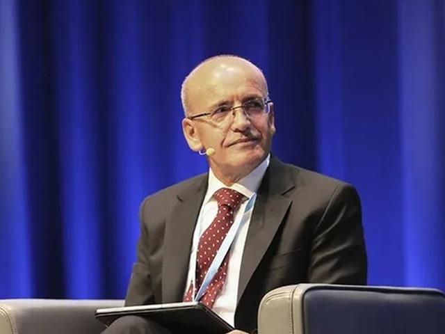 Bakan Şimşek: "Dezenflasyon s&uuml;recini desteklemeye devam edeceğiz"