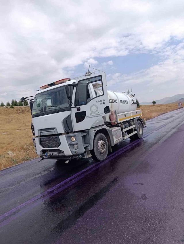 Afyonkarahisar&rsquo;da bir garip yol 2