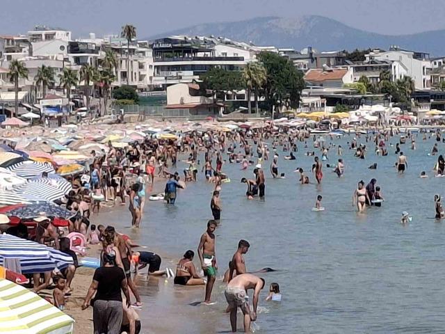 Didim&rsquo;de yaz keyfi s&uuml;r&uuml;yor