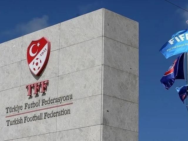 TFF'den 18 yaşından k&uuml;&ccedil;&uuml;k futbolcular i&ccedil;in yeni karar