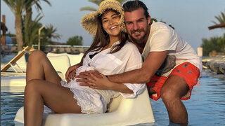 Survivor Hakan Hatipoğlu ve hamile eşi Gizem'in bebek heyecanı