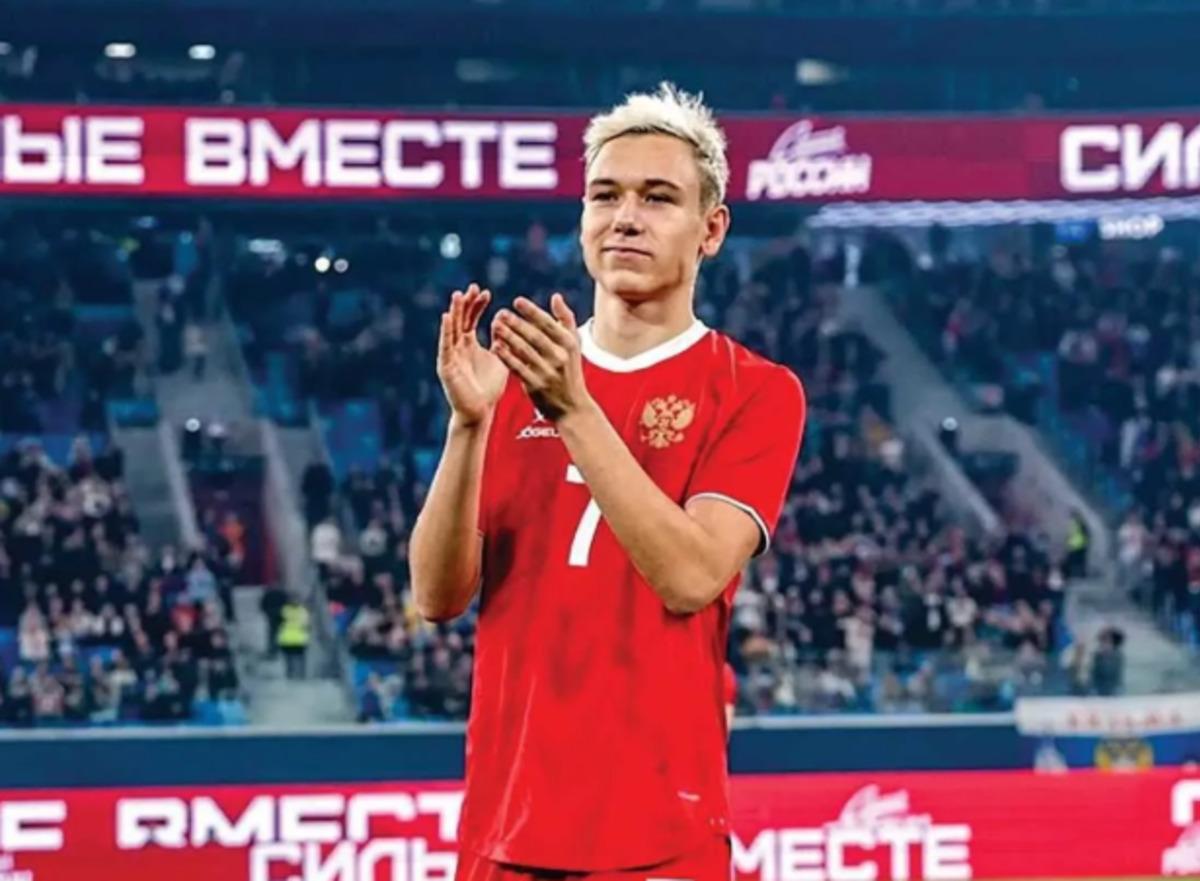 Galatasaray transferde mutlu sona ulaştı! Batrakov İstanbul a geliyor 1