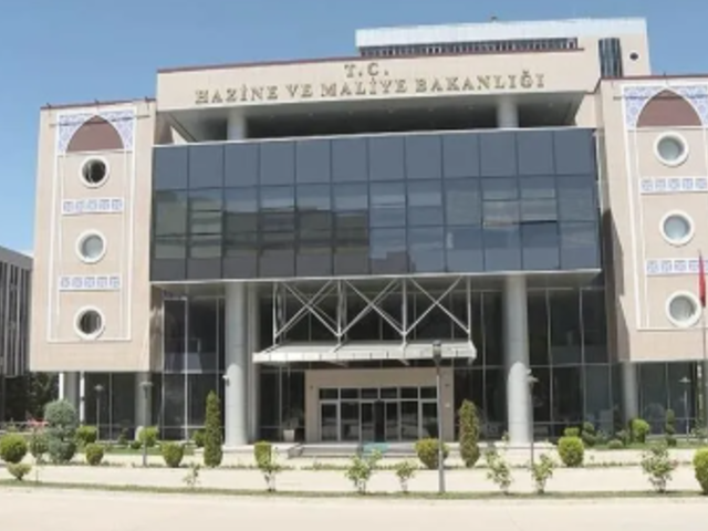Hazine ve Maliye Bakanlığında bazı g&ouml;revlere atamalar yapıldı
