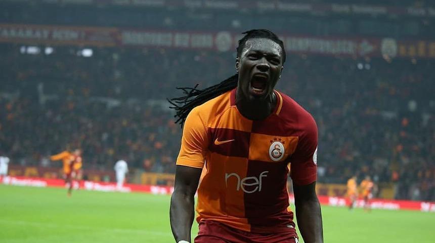 Bafetimbi Gomis'ten Beşiktaş ve Fenerbahçe'ye gönderme