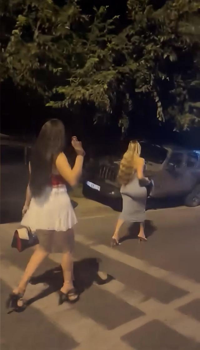 Gece kulübünden aldığı 3 kadınla yolculuğu olaylı bitti! “Biri çenemden tuttu, diğeri öpmeye çalıştı” 7