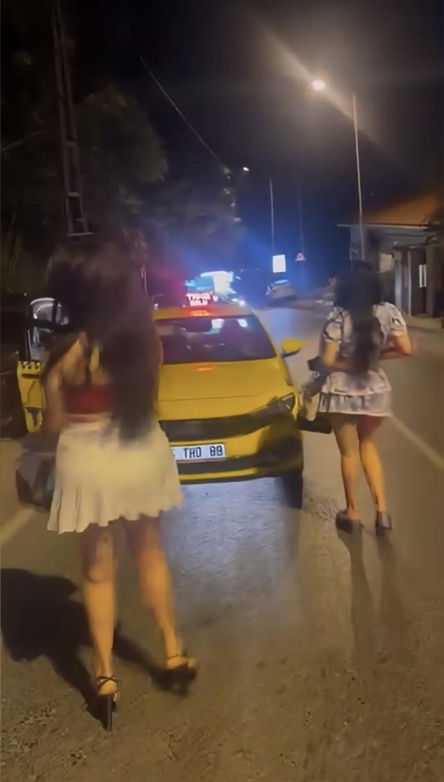 Gece kulübünden aldığı 3 kadınla yolculuğu olaylı bitti! “Biri çenemden tuttu, diğeri öpmeye çalıştı” 2