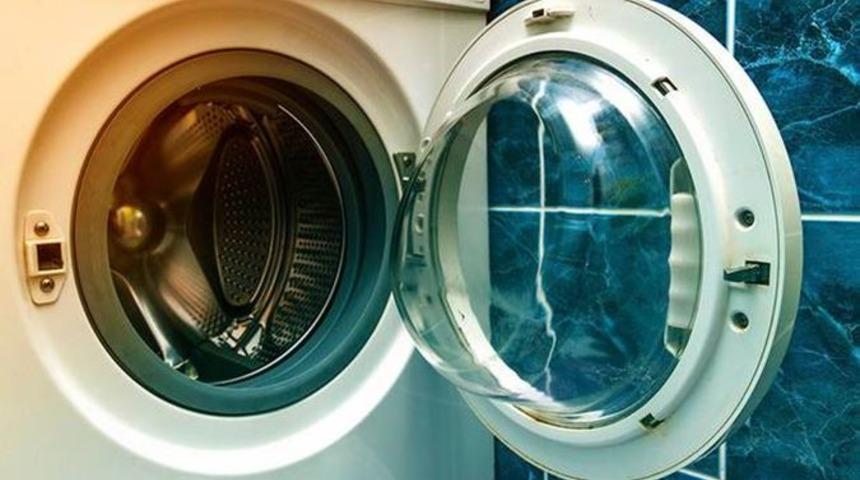 Üç yaşındaki çocuk çamaşır makinesinde boğularak öldü