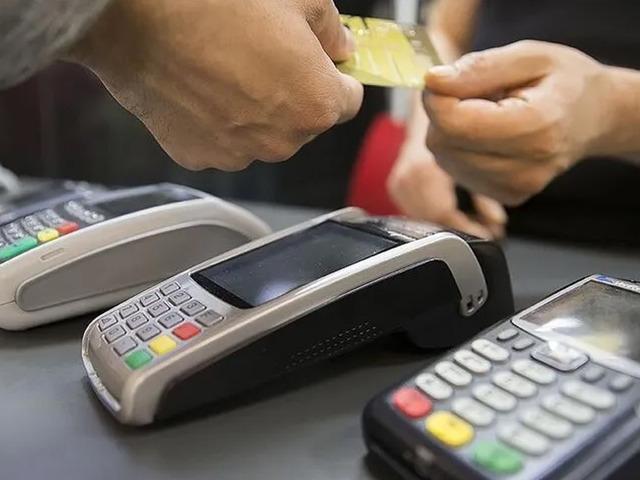 Kartlı &ouml;demeler temmuzda 3 trilyon liraya yaklaştı