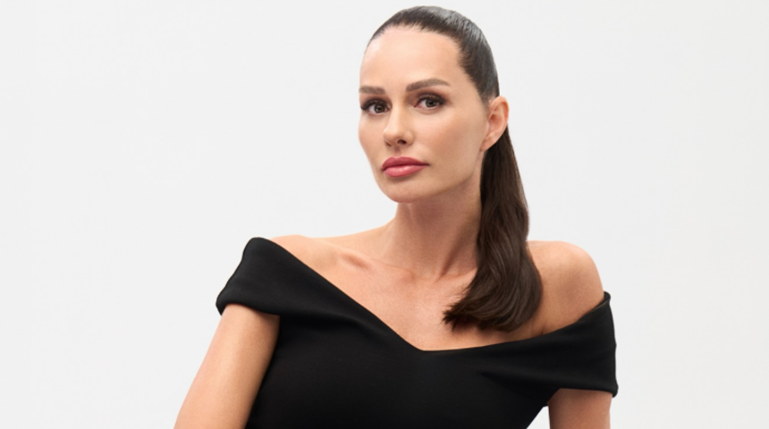Boşandıktan sonra setlere d&ouml;nd&uuml;! Yasemin Ergene'nin b&ouml;l&uuml;m başı &uuml;creti dudak u&ccedil;uklattı