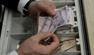 Devletten yeni aylık d&uuml;zenlemesi! Hak sahiplerine 1 yıl s&uuml;re tanındı