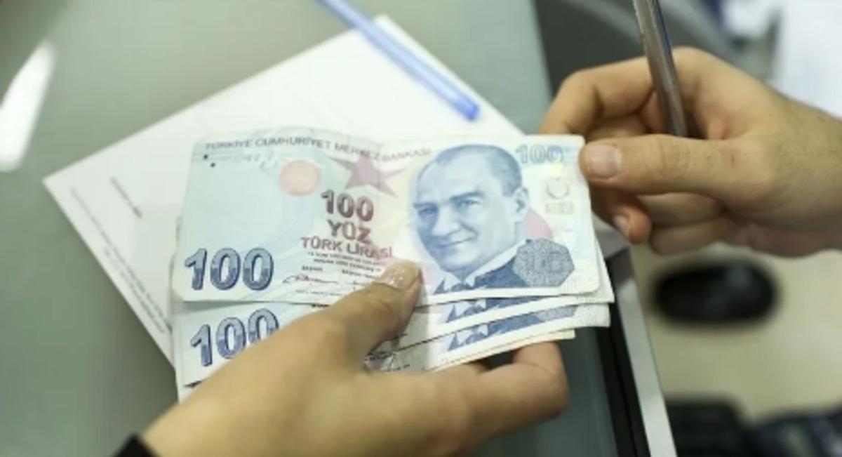 Devletten yeni aylık d&uuml;zenlemesi! Hak sahiplerine 1 yıl s&uuml;re tanındı 1