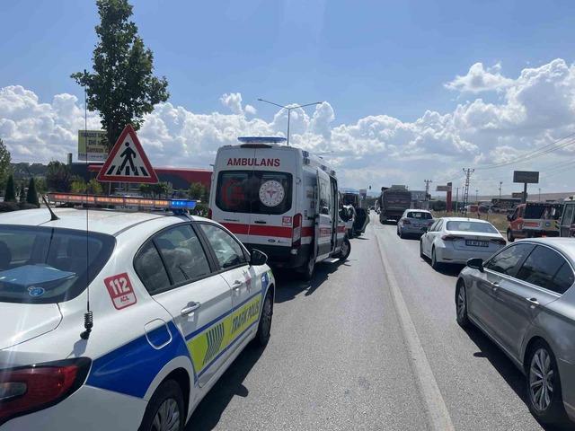 Çorum’da cip otomobile çarptı: 5 yaralı 2