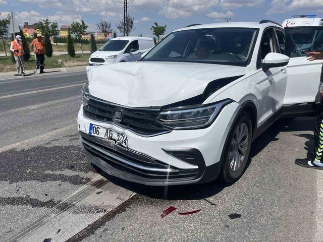 Çorum’da cip otomobile çarptı: 5 yaralı 1