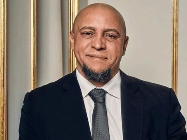 Roberto Carlos M&uuml;sl&uuml;man oldu! 