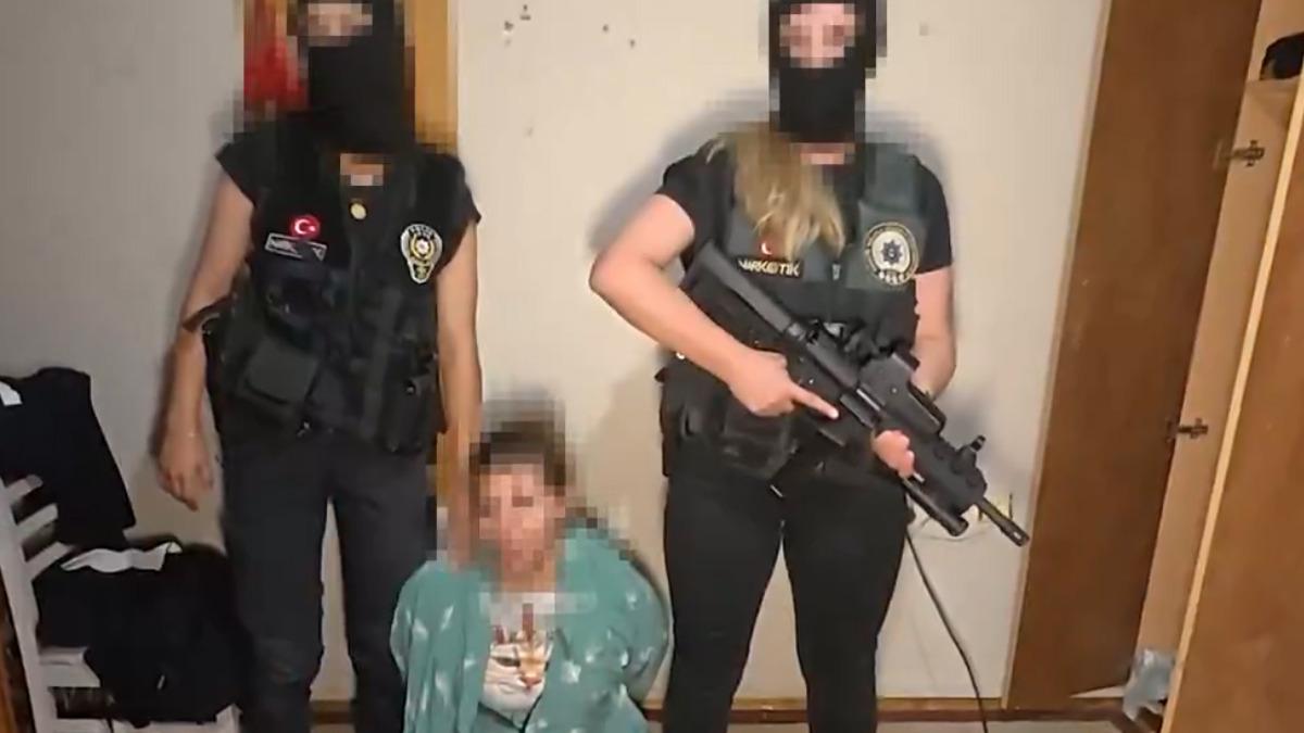 Fas ta kırmızı b&uuml;ltenle aranan uyuşturucu ş&uuml;phelisi Avcılar da yakalandı 1