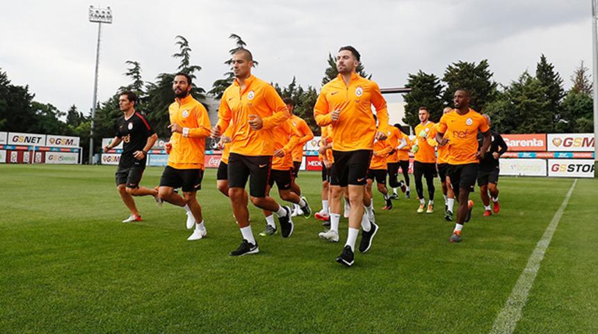 Galatasaray PSV Eindhoven ile hazırlık ma&ccedil;ı yapacak
