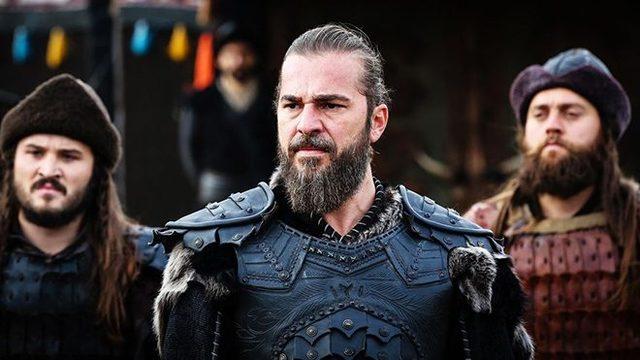 Diriliş Ertuğrul yapımcısından yangın açıklaması 'Dekorlar tamamen zarar gördü'