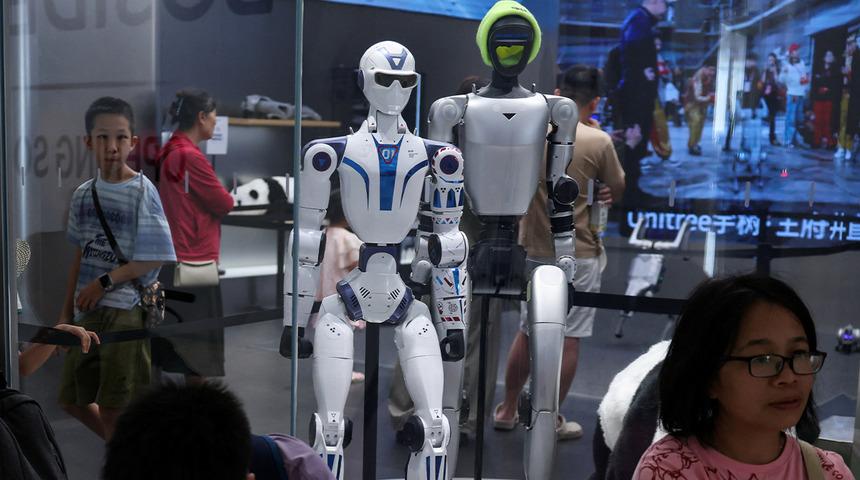 &Ccedil;inli robot &uuml;reticisi borsaya fırtına gibi girdi:  İlk g&uuml;nde y&uuml;zde 629 y&uuml;kseldi