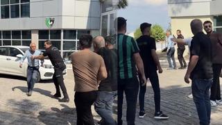 Bir zamanlar Süper Lig'e damga vurmuştu, şimdi kadro kuramıyor! Taraftarlar tesisi bastı