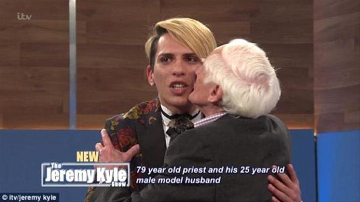 55 yaş farkla evlenmişlerdi  G4