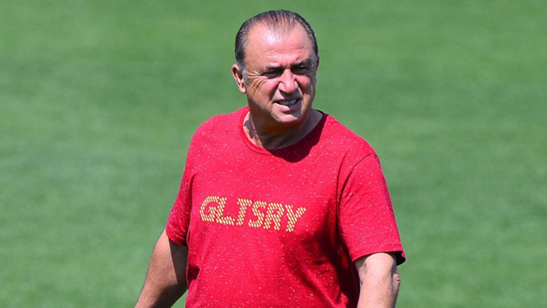 Galatasaray'da Tolga Ciğerci depremi