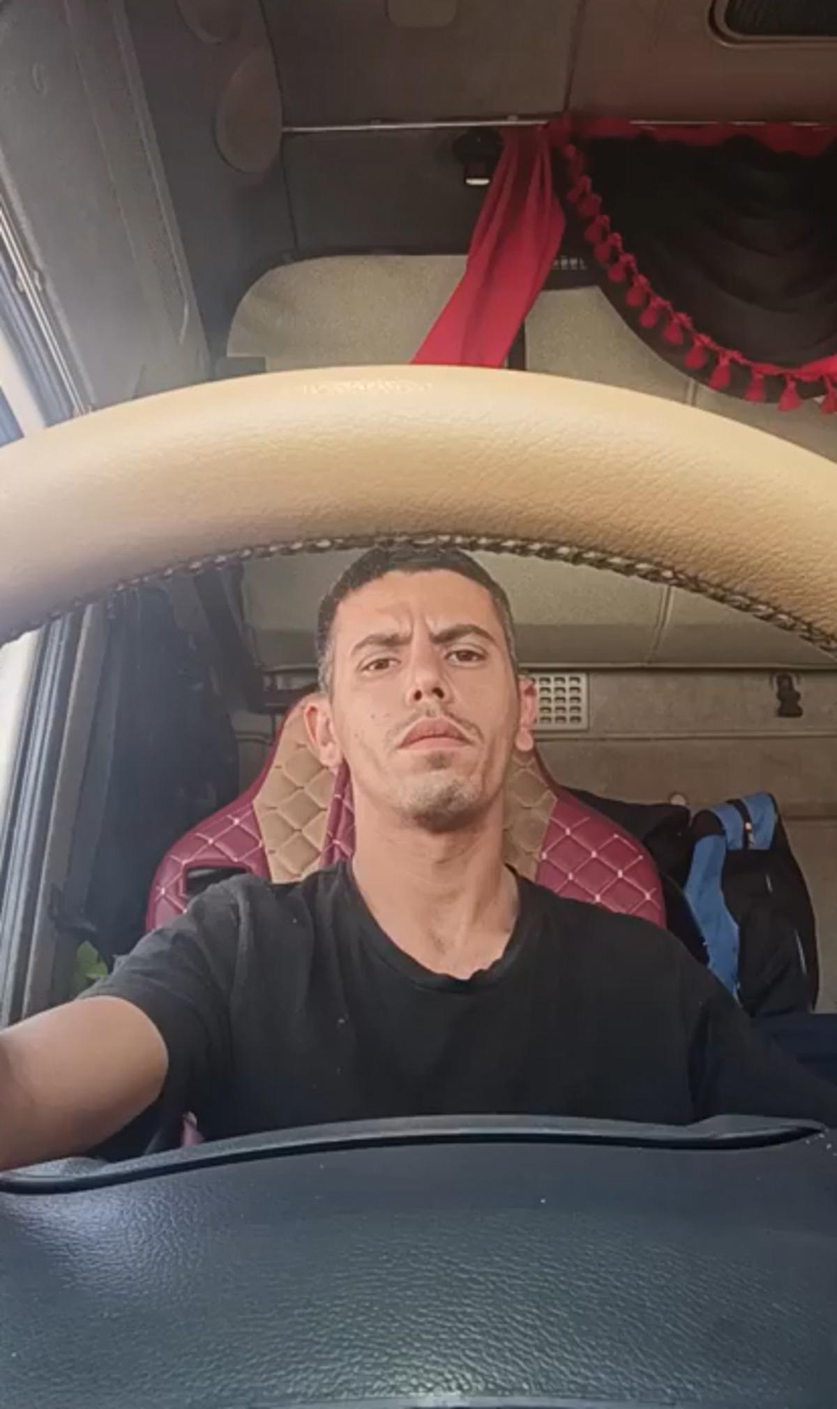 Kazadan 1 saat &ouml;nce canlı yayın yapmış! TIR şof&ouml;r&uuml;nden acı haber 3