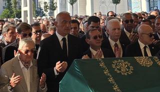 Bakan Ersoy, Birol Altınkılı&ccedil;&rsquo;ın cenaze t&ouml;renine katıldı