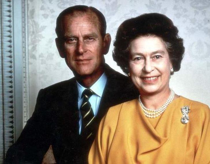 İngiltere'de kraliçenin seks hikayeleri ortaya çıktı  G2