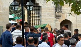 Derede boğulan &ccedil;ocuk g&ouml;zyaşlarıyla son yolculuğuna uğurlandı