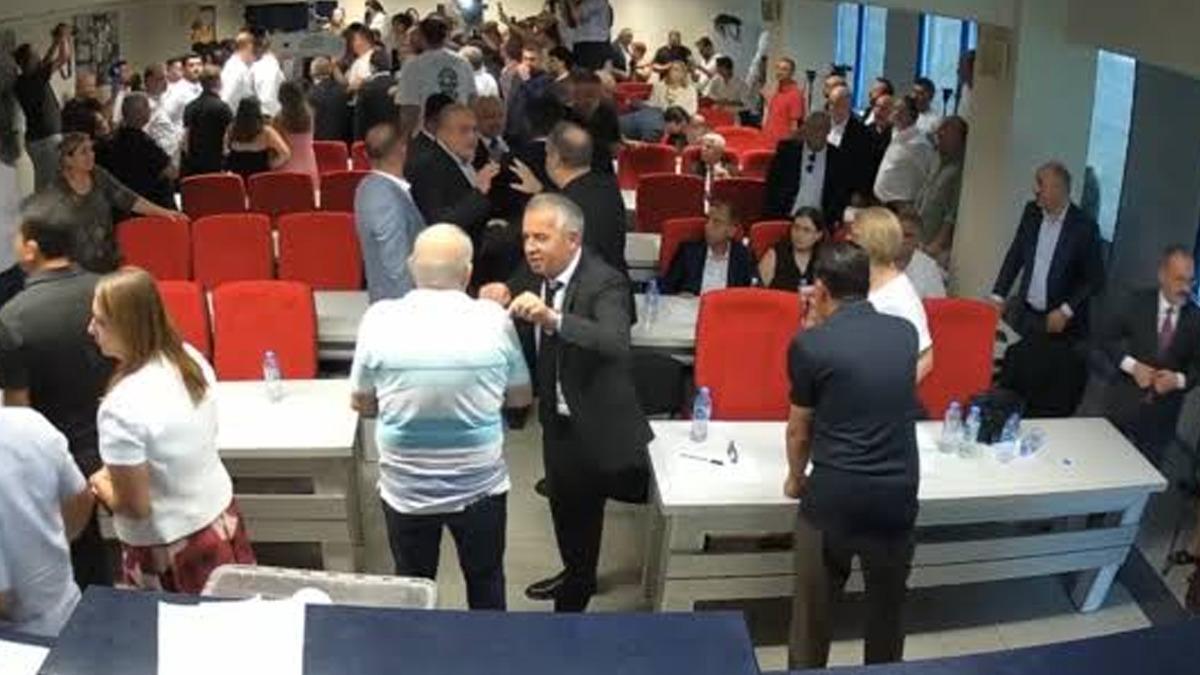 CHP li Sarı: "Biz bugün itibarıyla Menderes seçimlerine itiraz edeceğiz" 3