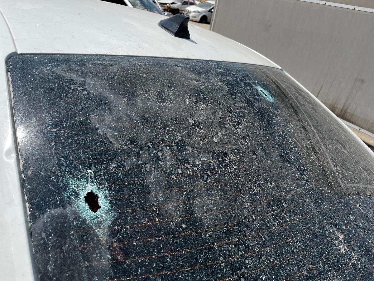 Yer: Şanlıurfa! &Ouml;nleri kesildi, ara&ccedil;larına ateş a&ccedil;ıldı! Engelli &ccedil;ift ve kızlarını darp ettiler 2