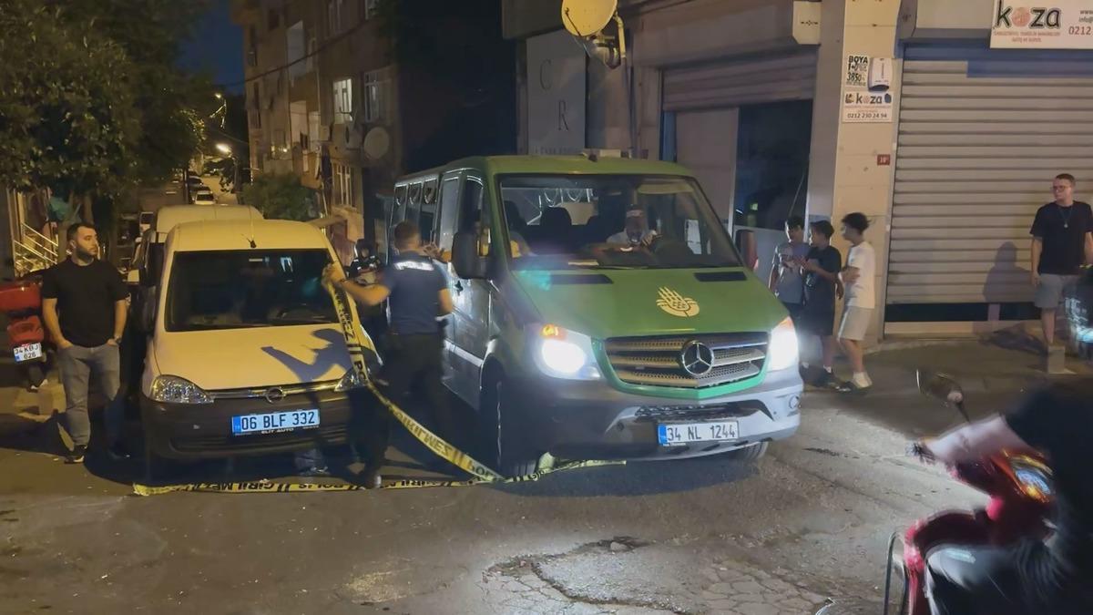 Komşuları k&ouml;t&uuml; kokudan ş&uuml;phelendi: Karşılaştıkları manzara acı oldu 2
