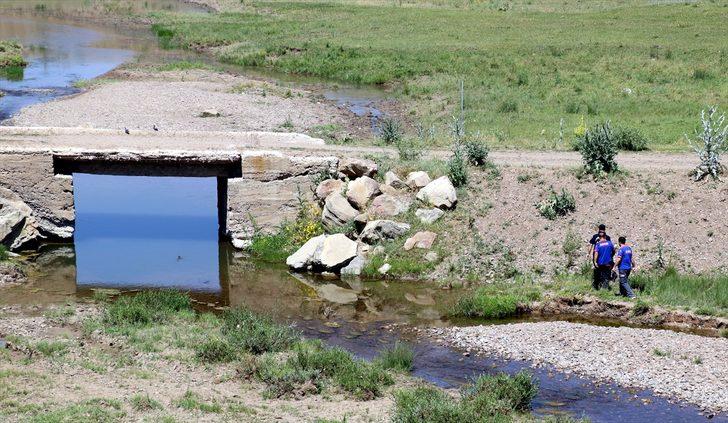 Ağrı'da kaybolan minik Leyla'yı bulmak için avcılar Batman'dan Ağrı'ya geldi G3