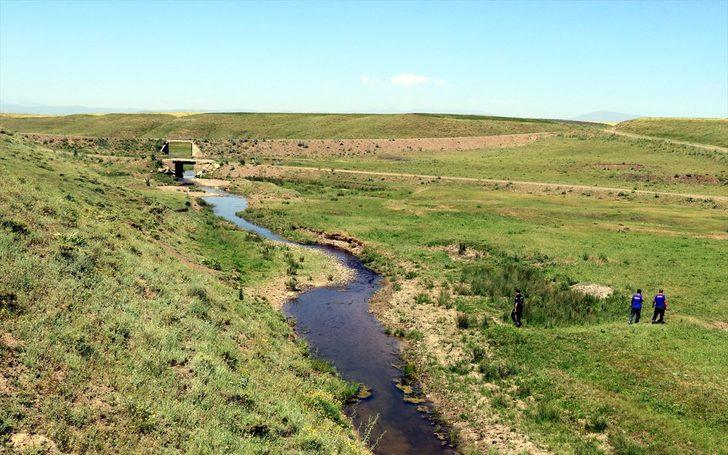 Ağrı'da kaybolan minik Leyla'yı bulmak için avcılar Batman'dan Ağrı'ya geldi G4