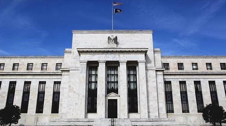 Fed tutanakları, enflasyonun d&uuml;şmemesi halinde faiz artışının g&uuml;ndeme gelebileceğini g&ouml;sterdi
