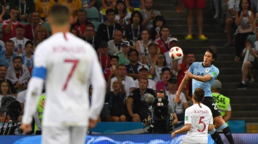 Cavani b&ouml;yle istedi, Ronaldo evine d&ouml;nd&uuml;