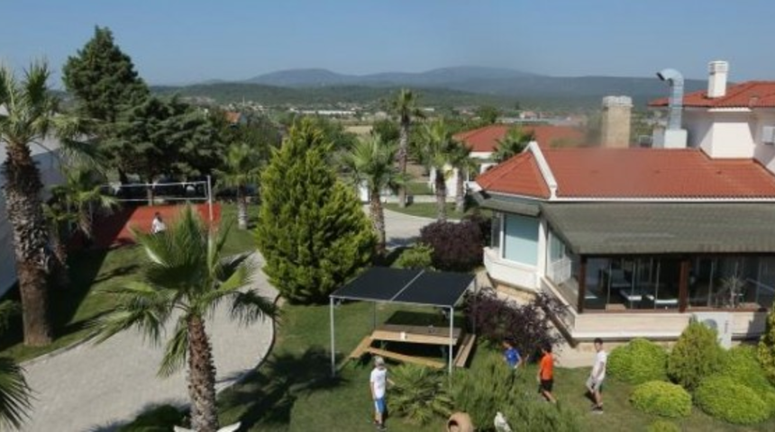 Almanya ile Türkiye arasında yeni kriz! İzmir'deki Alman okulu kapatıldı!