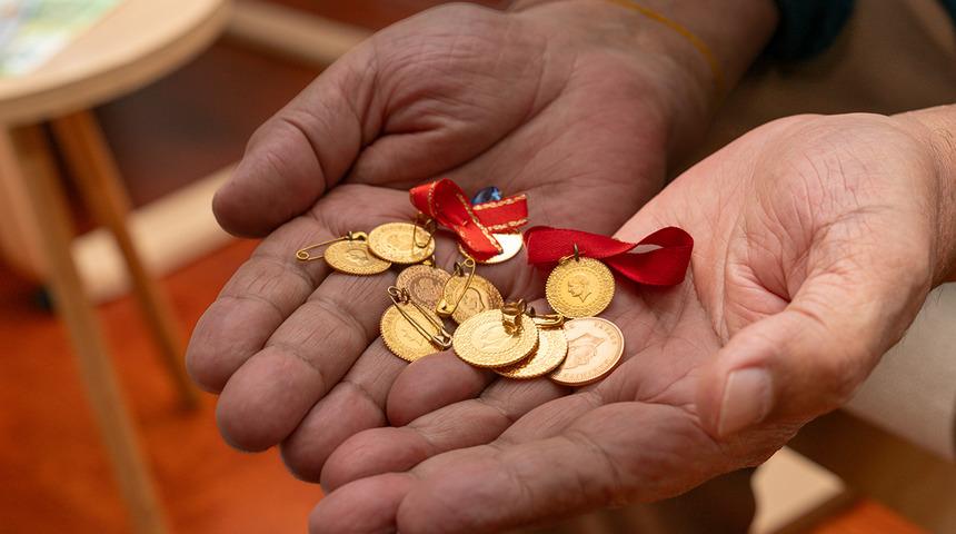 &Ccedil;eyrek altın ne kadar oldu? Gramda d&uuml;ş&uuml;ş: 20 Ağustos 2026 Perşembe altın fiyatları