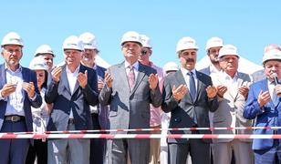 D&uuml;zce Belediye Başkanı Faruk &Ouml;zl&uuml; duyurdu: "D&uuml;zce değer kazanan 3 ilin başında geliyor"