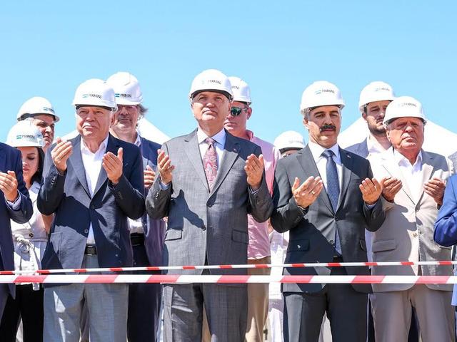 D&uuml;zce Belediye Başkanı Faruk &Ouml;zl&uuml; duyurdu: "D&uuml;zce değer kazanan 3 ilin başında geliyor"
