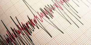 Marmara'da deprem hareketliliği! İstanbul'da sarsıntılar s&uuml;r&uuml;yor: B&uuml;y&uuml;kl&uuml;ğ&uuml; a&ccedil;ıklandı