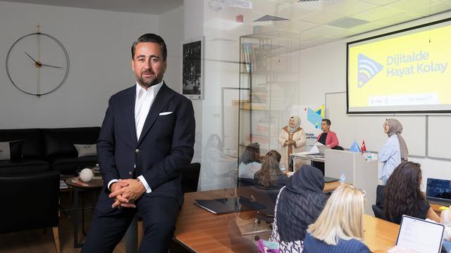 'Dijitalde Hayat Kolay' projesinde mentörlük ve hibe başvuruları başladı