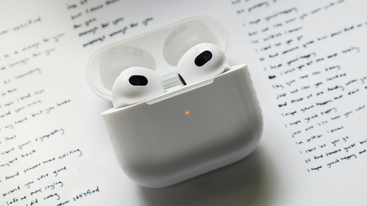 Sızan video yanıltmış: Apple’ın kameralı AirPods planı 2027’ye kaldı 3