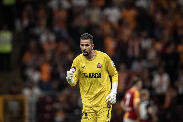Arca Çorum FK kalecisi Marcos Felipe'nin Galatasaray maçındaki kurtarışları ✋🤚