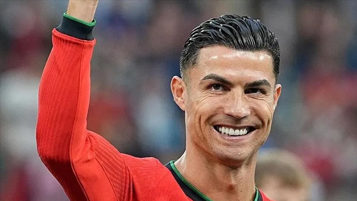 Dünyanın en iyi golcüleri açıklandı! Türkiye den sadece bir isim var 2