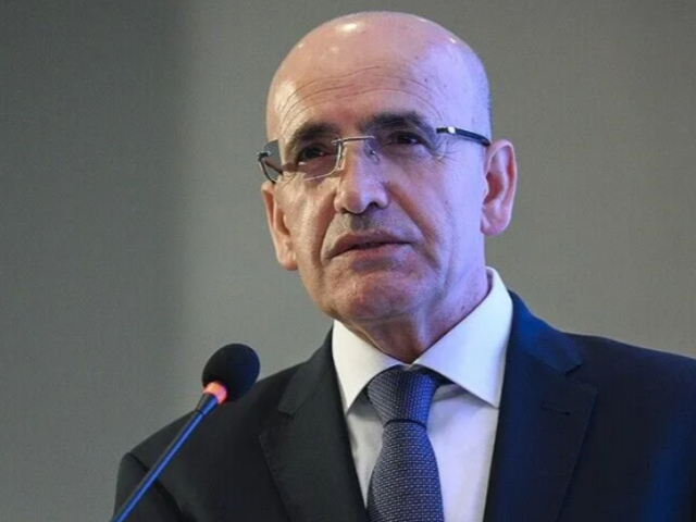 Bakan Şimşek k&uuml;resel motorin fiyatlarını değerlendirdi