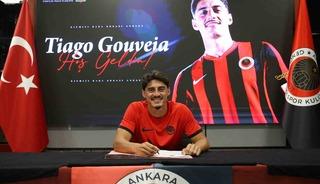 Gen&ccedil;lerbirliği, Tiago Gouveia&rsquo;yı duyurdu