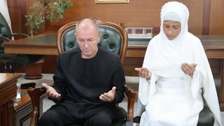 Almanya uyruklu Marko İslam’ı seçerek, Muhammet adını aldı