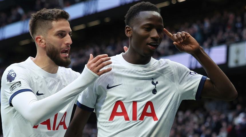Galatasaray ısrarla istiyordu! Tottenham'dan transfer yanıtı geldi