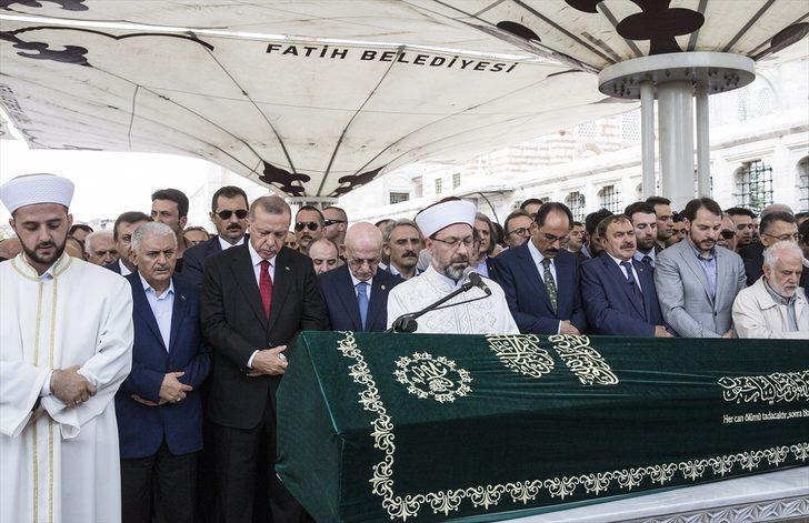 Prof. Dr. Fuat Sezgin son yolculuğuna uğurlandı G2